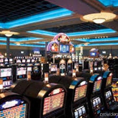 Riverwalk Casino Hotel Vicksburg Esterno foto