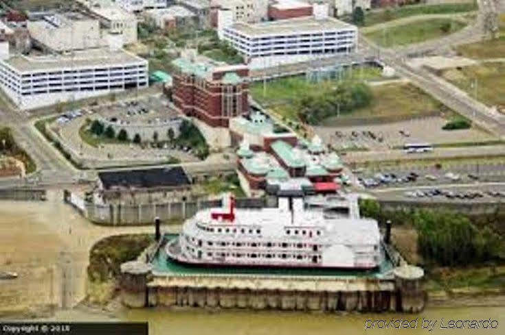 Riverwalk Casino Hotel Vicksburg Esterno foto